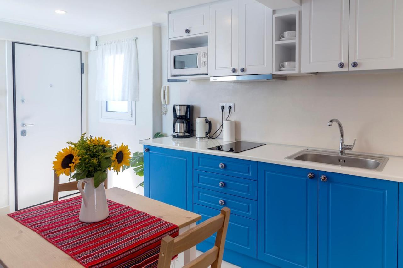 Blue And White Apartment Vipgreece Atenas Exterior foto