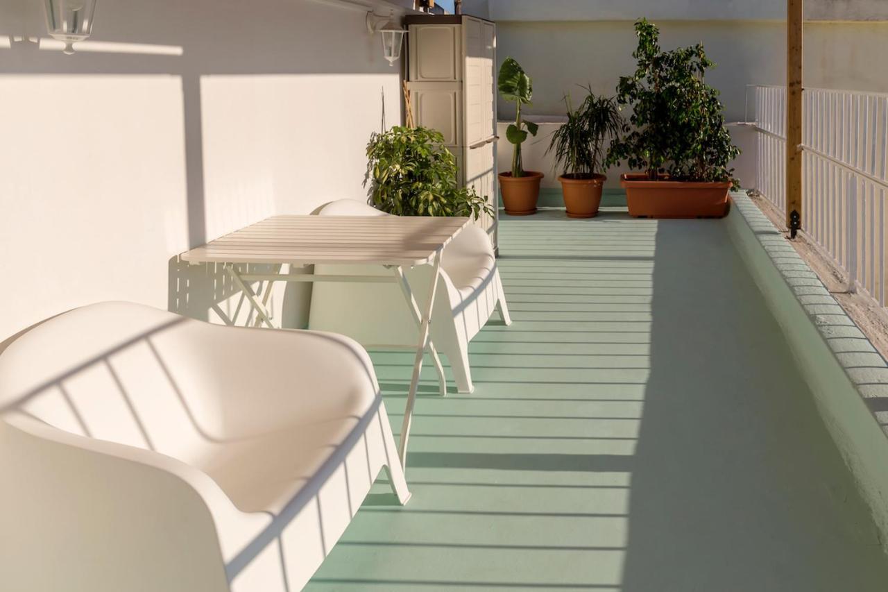 Blue And White Apartment Vipgreece Atenas Exterior foto